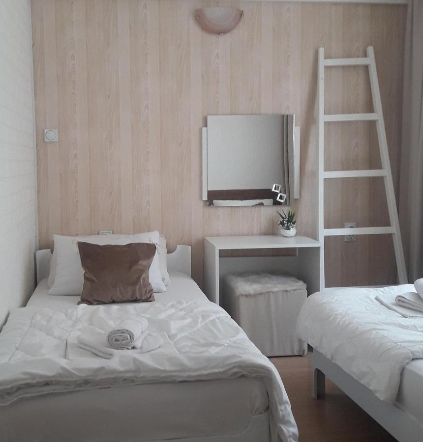 Apartmani Ni Kültér fotó